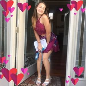 Meet your Posher, Alyssa